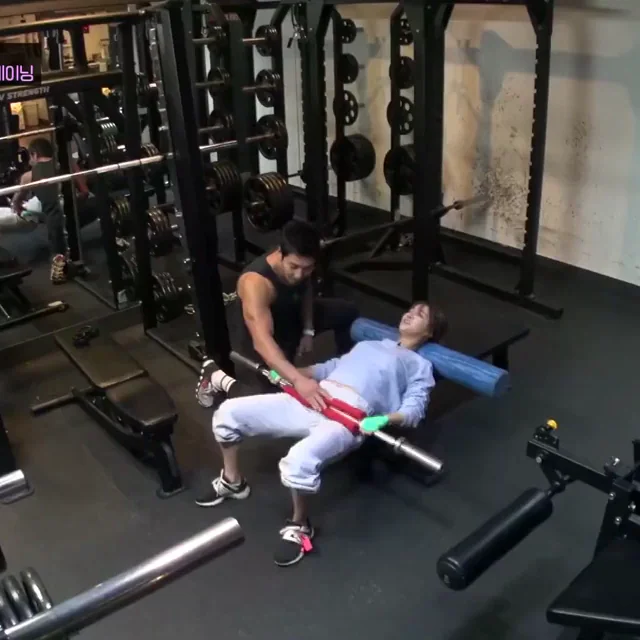 Soyu working those hips