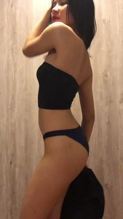 I hope that the 5 guys who see this like my petite body ?