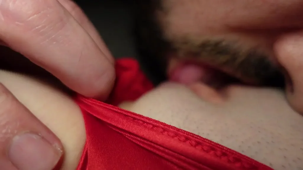 Petite Slut's Tiny Pussy Gets Devoured After So Long 😩👅💦