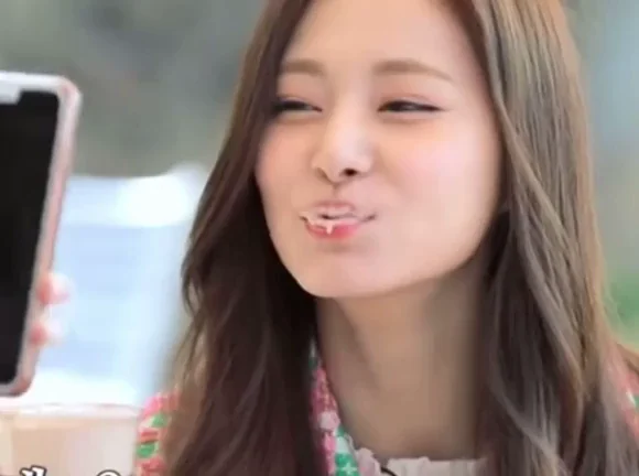 Twice - Tzuyu