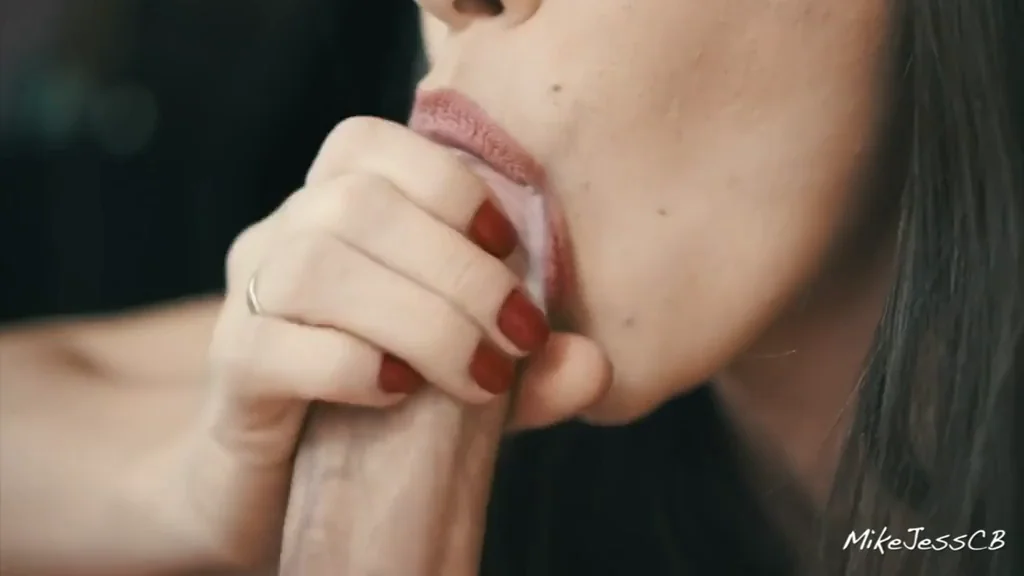 her mouth knows how to please a cock.