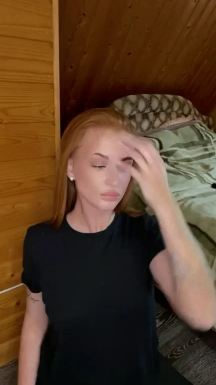 Would you like to fuck a naughty redhead?