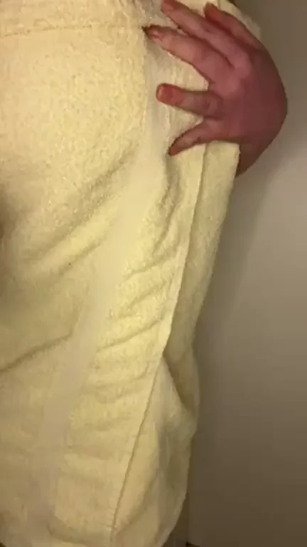Chubby Disney Nerd's Thick Ass Tease & Slutty Curves