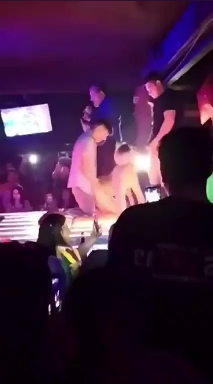 Anyone know the scene pls?