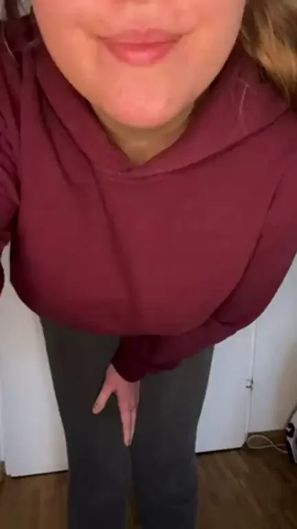 Chubby Disney Nerd's Thick Tease: Hoodie Humps & Bra Bust-Out