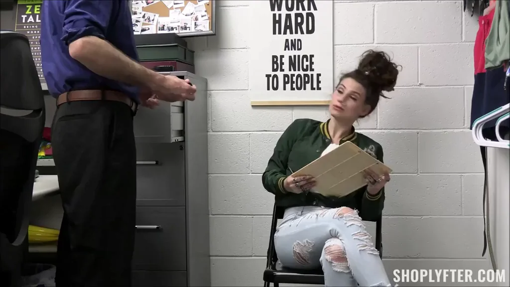 Jiggling Her Way Out Of The Arrest