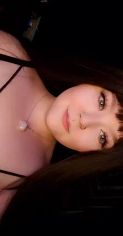 Tits and tongue out ?