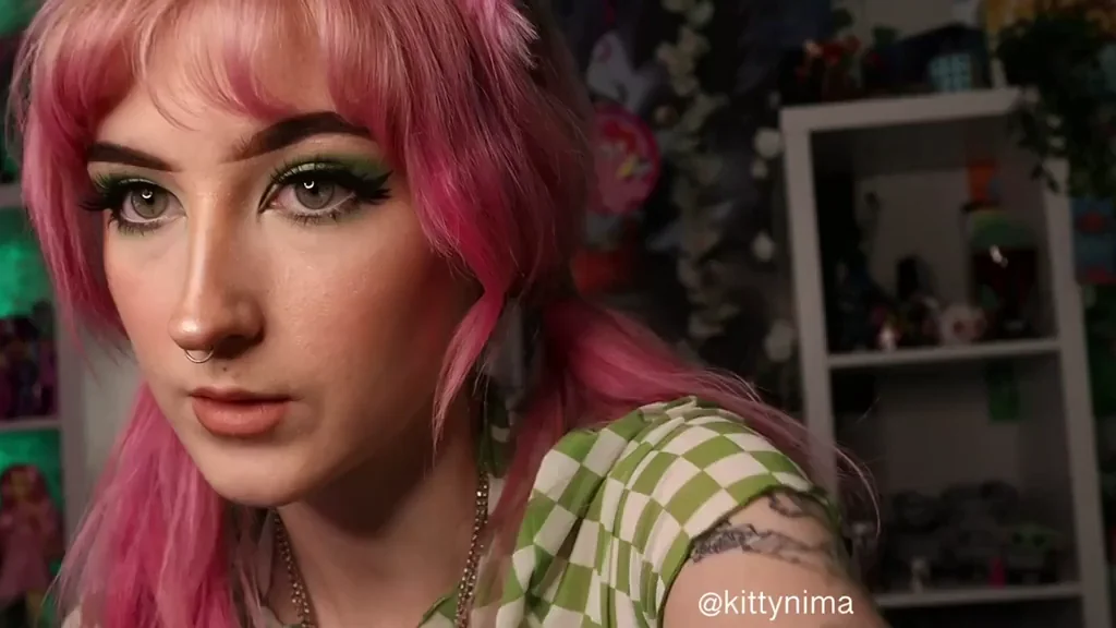 stare into my eyes as you finish ?