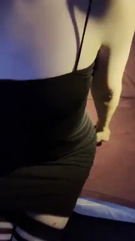 I'm going to play with my pussy. Up arrow if you would like to see how I do it ;)