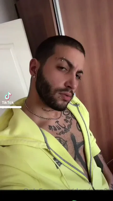 Who Wants To Act With Me in a Porn? ?