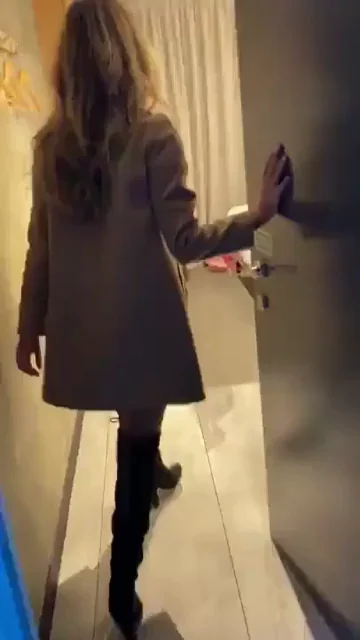 Plz help me find her name ?