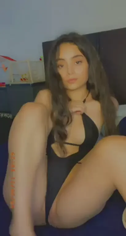 would you slide your dick in while sloppy kissing me and sucking on my nipples? Subscribe to my page and videocall me so u can watch how i touch my creamy pussy ONLY 3 DOLLARS ??? CLICK LINK IN COMMENT SECTION