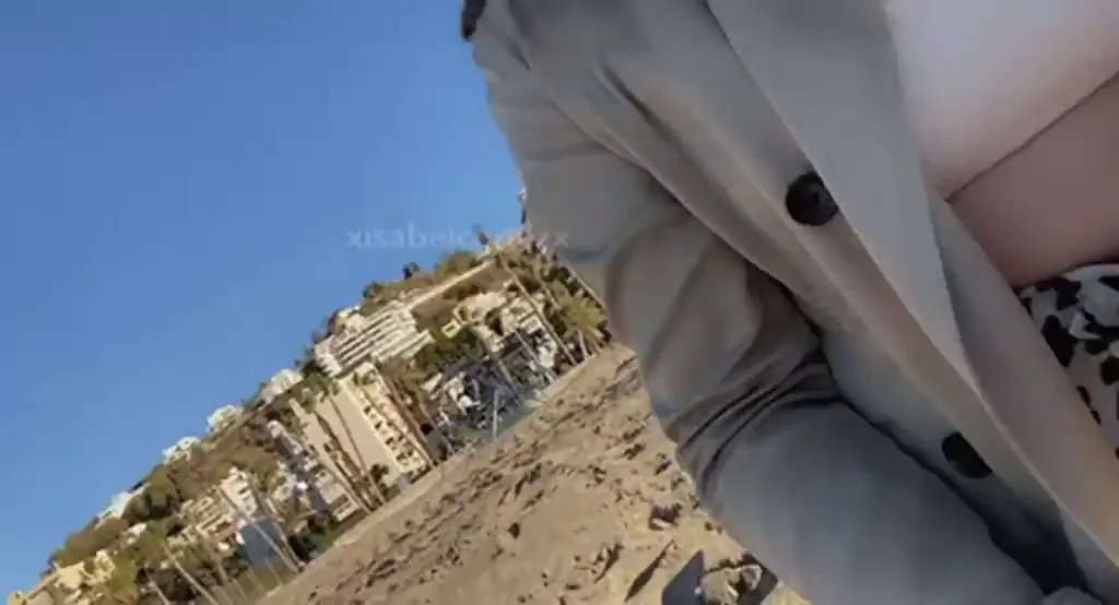 What would you do if you’d see me riding my dildo in public? ?
