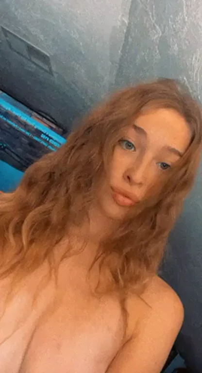 I love having my pussy pumped full of cum before bed ???????