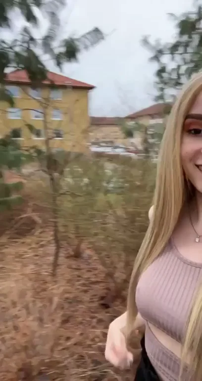 Daddy's Naughty Girl Flashes Tits to Whole Hood 😈👅🌳