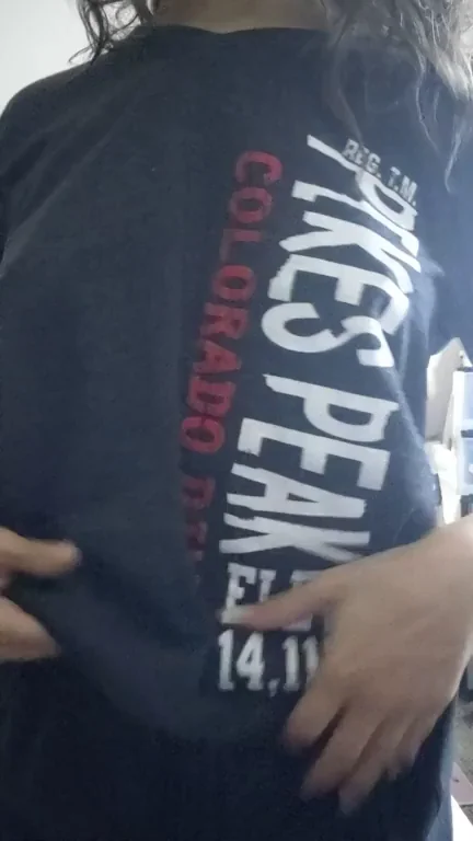 34B titty drop. Is this what you guys wanted?