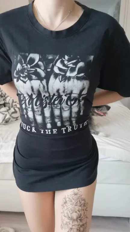 Does this even count as ass? Please be honest :( (OC)