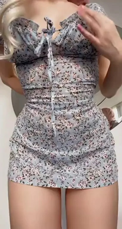 A hello to all the boob connoisseurs ????