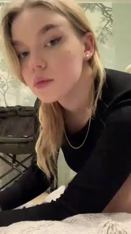 18yo College Slut Teases Ass in Tight Black Dress 😈🍑 Daily Uncensored Pussy Play & Customs!