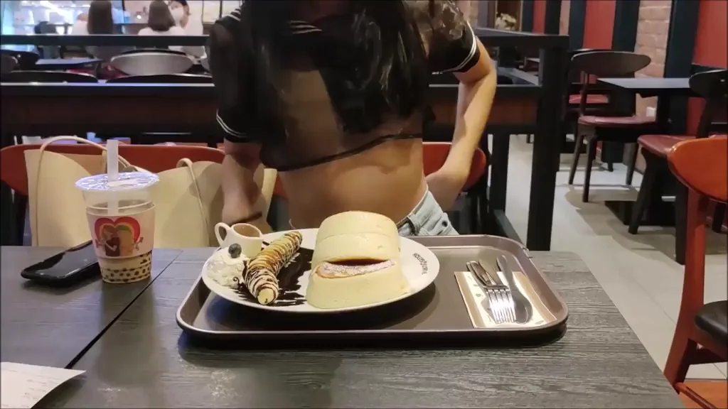 Wearing a see through shirt in a cafe ?