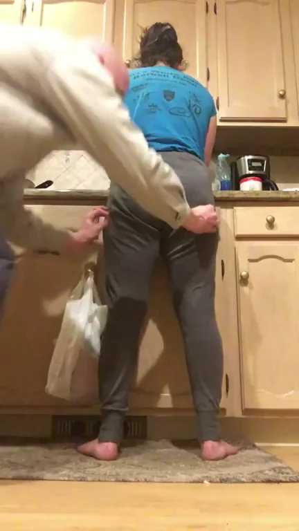 Unexpected funny flash by husband ?