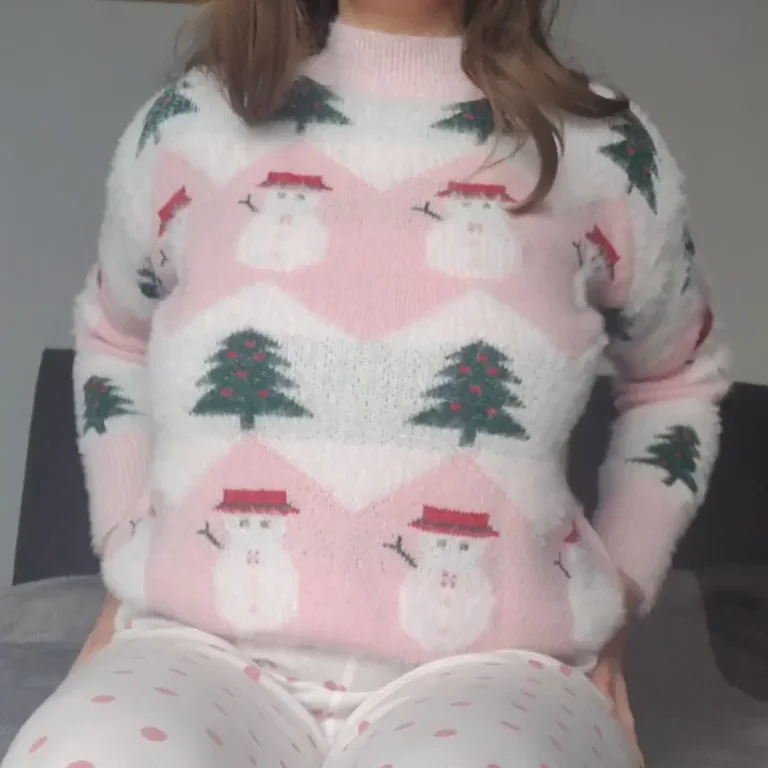 Winter titty drop because a hoe never gets cold