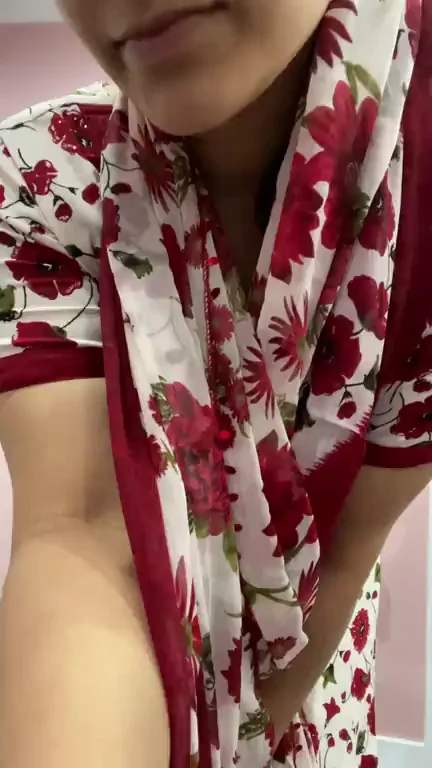 Desi Booty Drop 🍑🔥 Punjabi Slut Shakes That Thick Ass