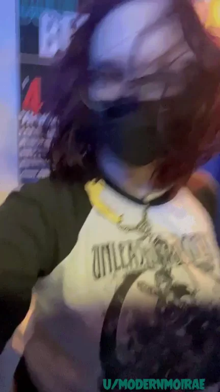 metal show titty flash