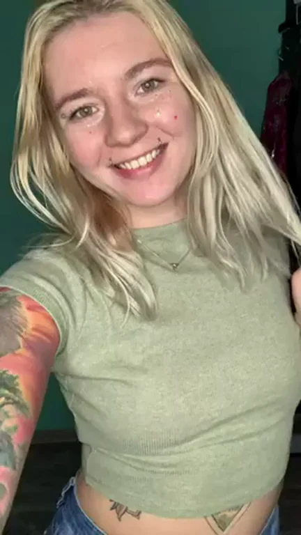 My boyfriend left me for a girl with bigger tits… hope i'm appreciated here