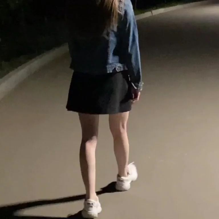 Hi, my name is Mia and I know you like my ass?