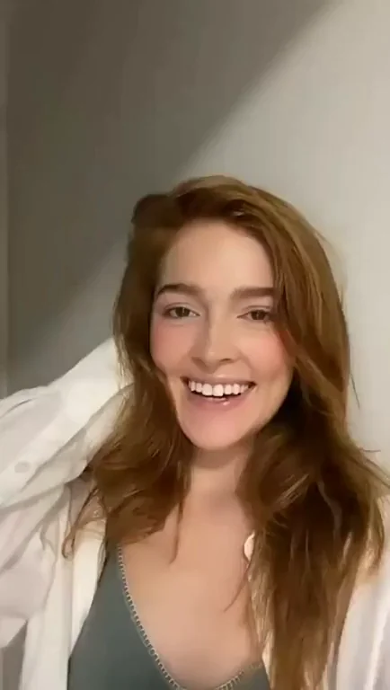 Jia Lissa's Naughty Redhead Tease 😈🔥