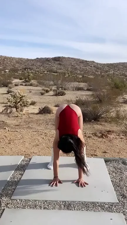 Molly G's Juicy Booty Yoga Flex in Red Thong 😈🍑💦