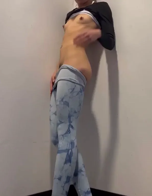 after my workout I always sneak away in the changing room