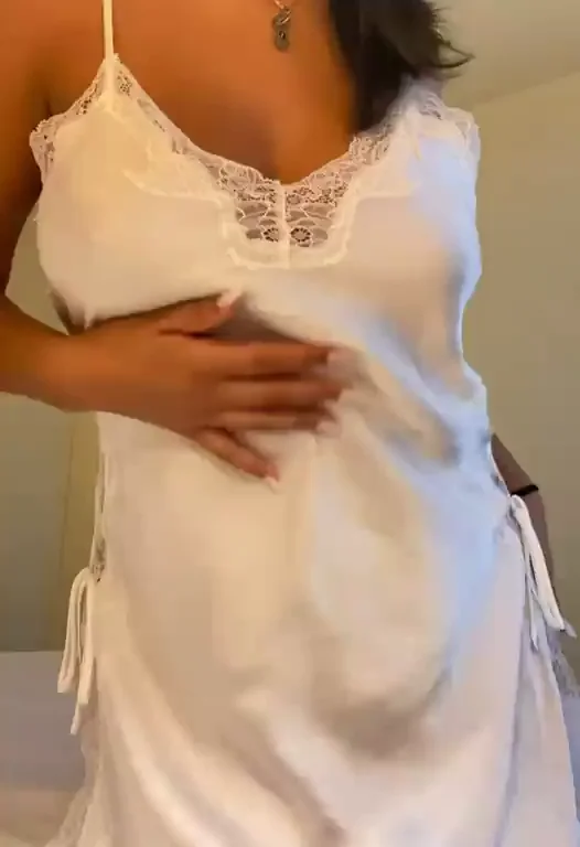 ever sucked on an arabic teen’s tits before? ? (oc)