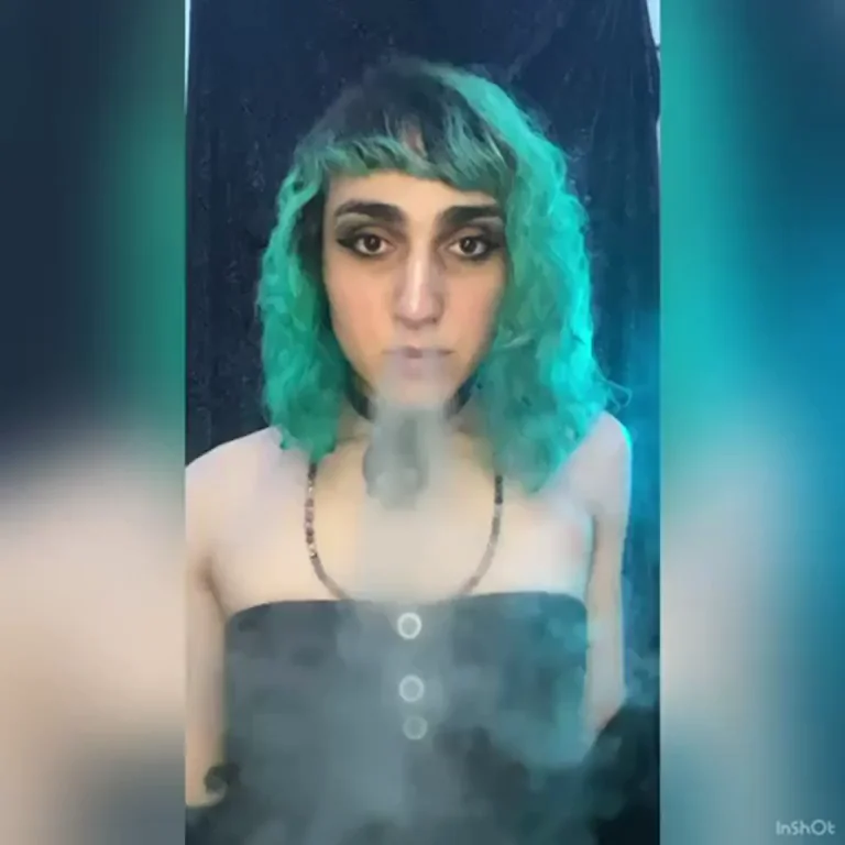 smokin’ in fishnets ???