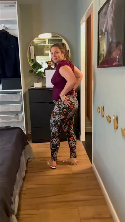IKEA has the best bedroom setups [GIF]