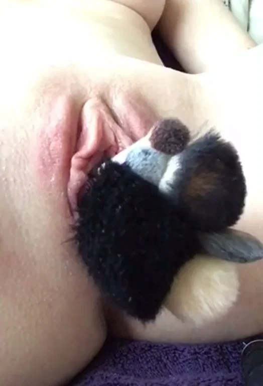 💄 Makeup Brushes Fuck My Dripping Pussy Wet 😩🔥