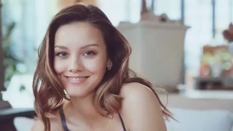 Nicola Cavanis' Sultry Lingerie Tease 😍💋