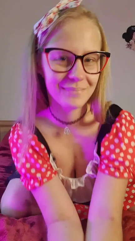 Mini Mouse's Massive Surprise Boobs! 🍑💦