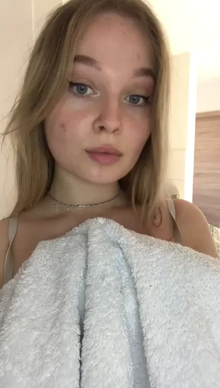 How would I look bouncing on your dick?