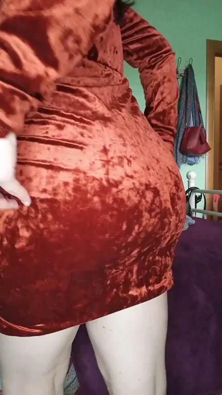 Velvet Tease: Letting That Thick Cock Bounce Free