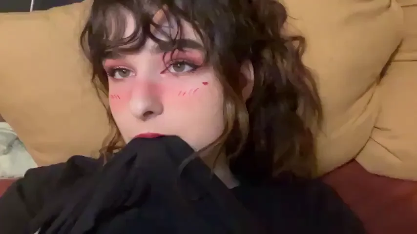 IRL Hentai Slut with Bruised Tits & Freaky Tattoos 😈🍑
