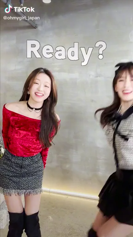 Oh My Girl - Arin & Yooa
