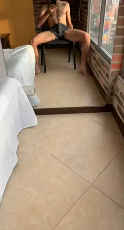 Kneel Down & Whip Out Daddy's Thick Cock 😈🍆
