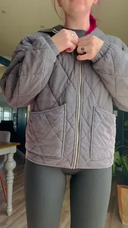Curvy Tiny Waist Tease: Should I Rock These Ass-Clinging Leggings More?