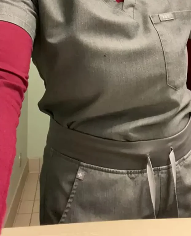 Emergency booty [f]