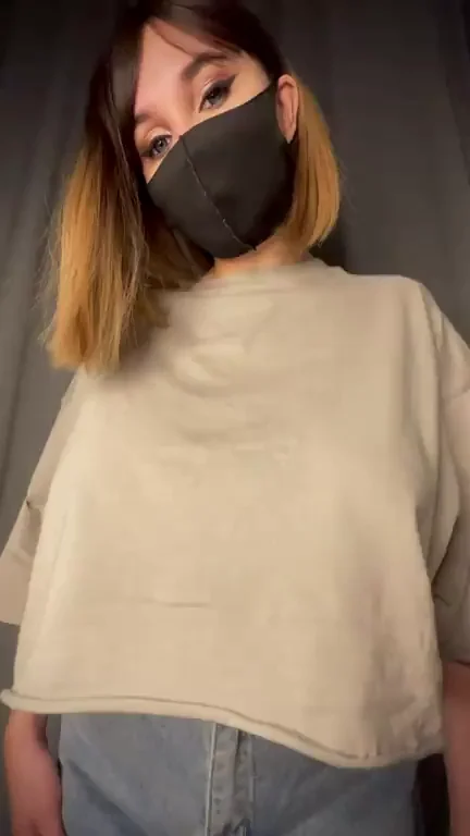 Oversized Tee Hides My Massive Tits Surprise 😍🍈🍈