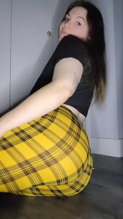 Oh hey, want to look at my ass?