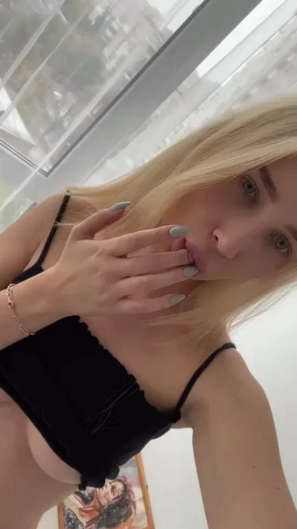 Can a cum hungry teen like me make you stop scrolling?