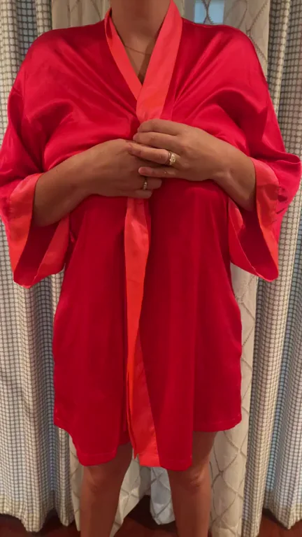 Did my robe do a good job of hiding my natural titties?